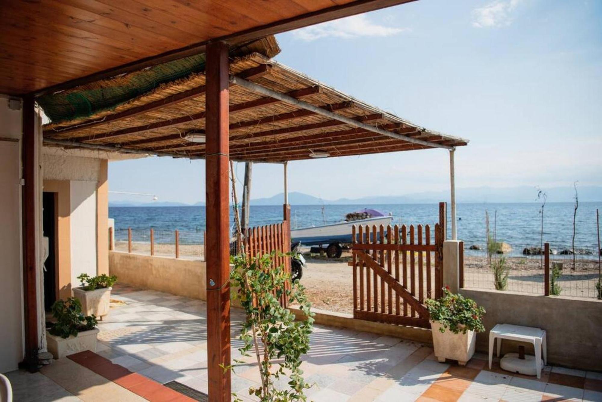 Karnagio Seafront In Agria Villa Káto Lekhónia Buitenkant foto